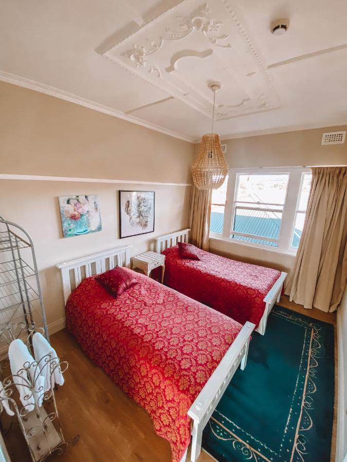 Stella's Hotel 3*